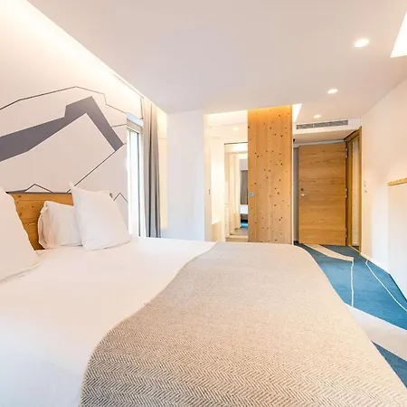 Western Les Saytels 4*