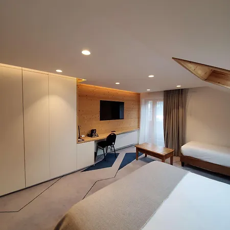 Western Les Saytels Hotel 4*