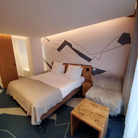 Western Les Saytels 4*
